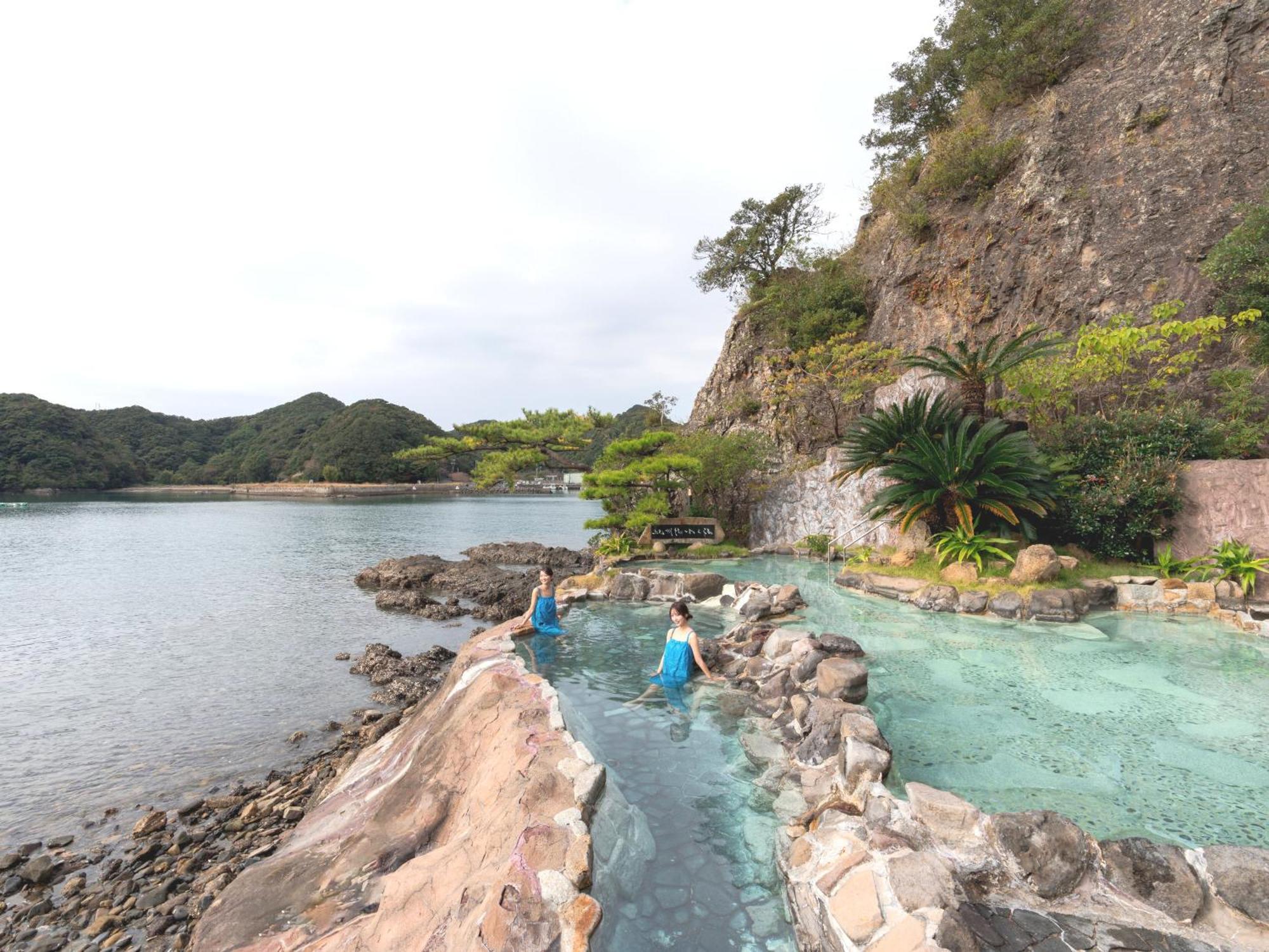 Kumano-Bettei Nakanoshima Натикацуура Экстерьер фото