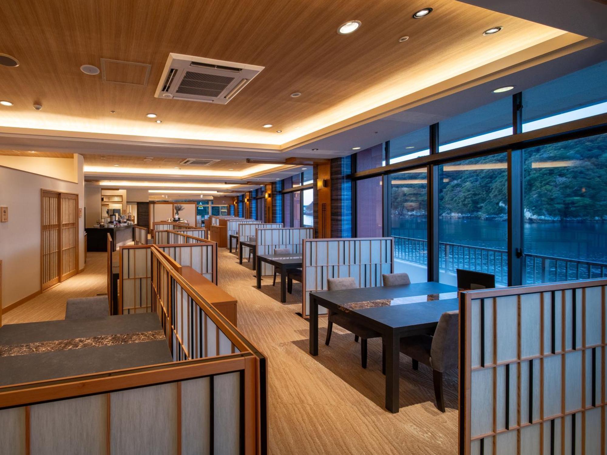 Kumano-Bettei Nakanoshima Натикацуура Экстерьер фото