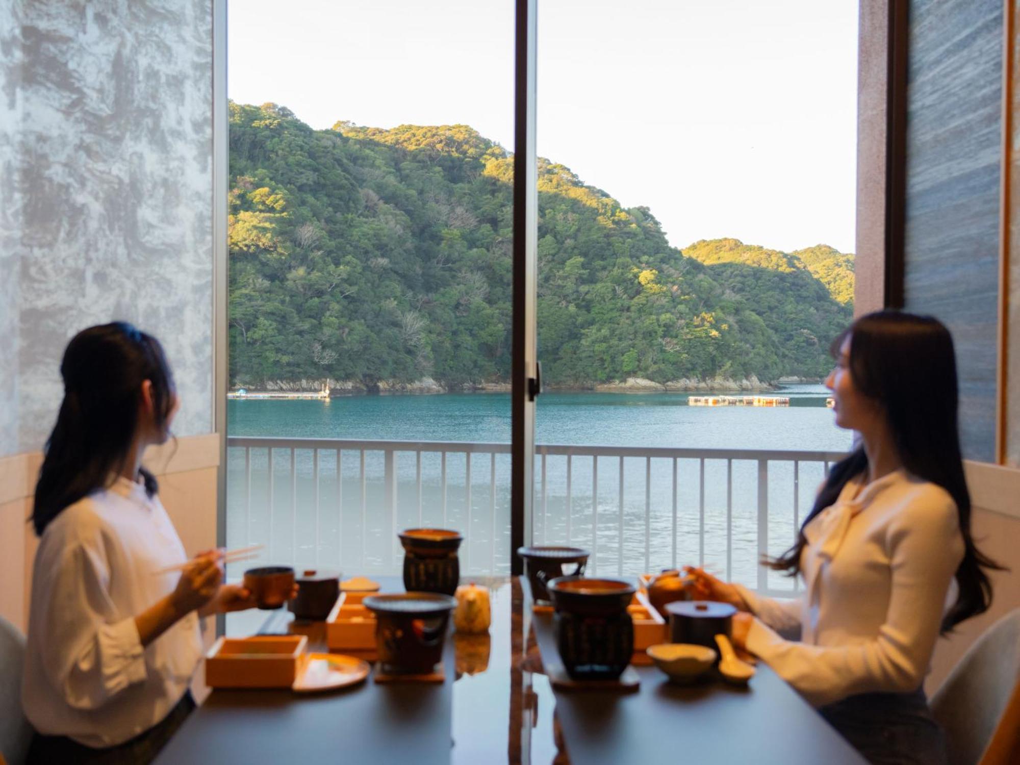 Kumano-Bettei Nakanoshima Натикацуура Экстерьер фото